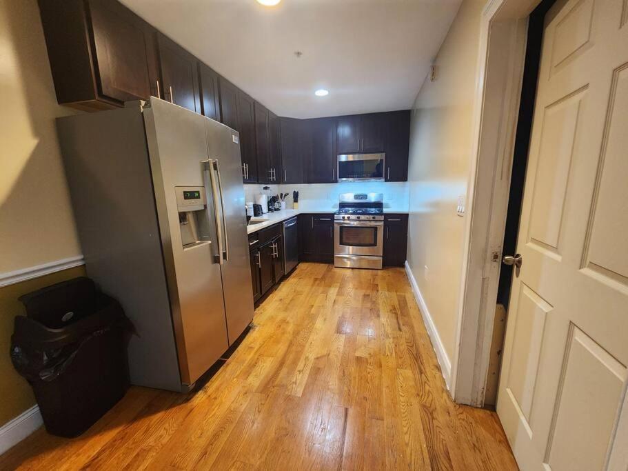 Апартаменты Classy 3 Bed Near Nyc With View! Юнион-Сити Экстерьер фото